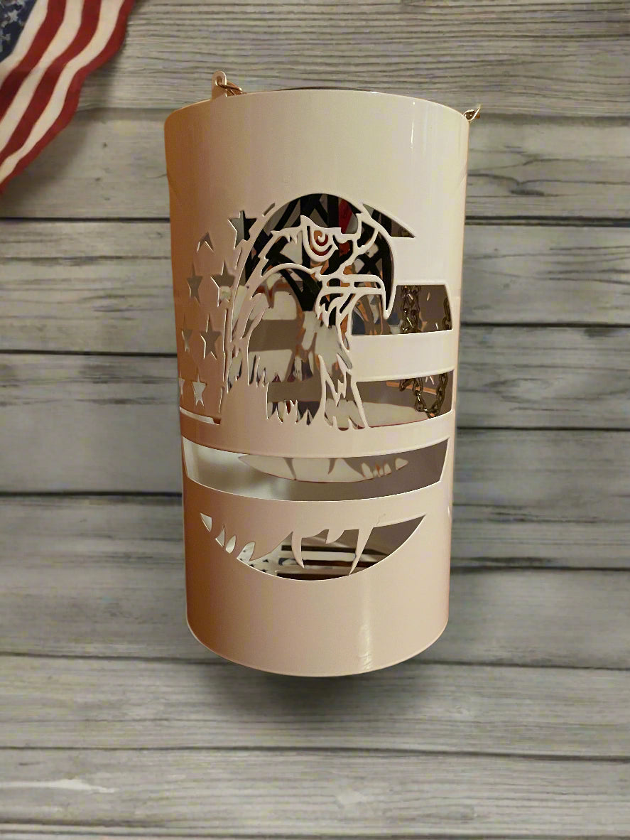 Hanging Eagle solar Luminary